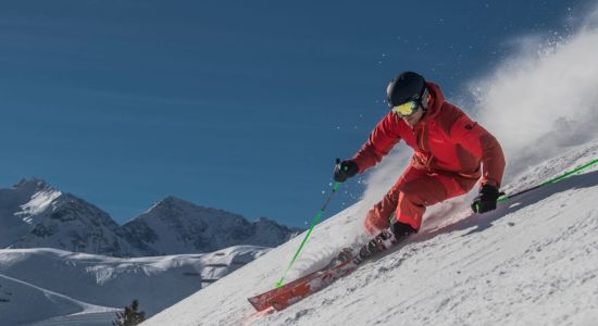 Sun skiing